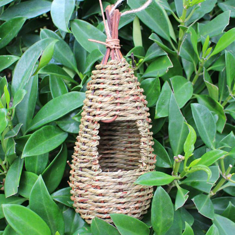 Hand-knitted Bird's Nest Pet Supplies